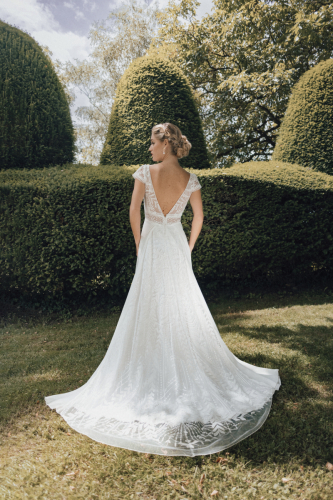 Victoire-robe-de-mariee-Elsa-Gary-Collection-2025